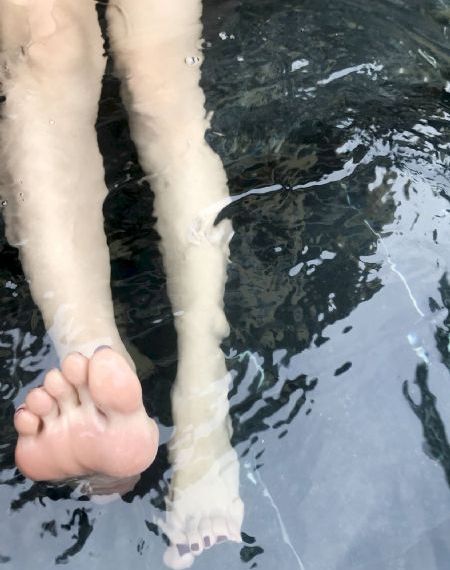 图书馆的她直到陨落第二集