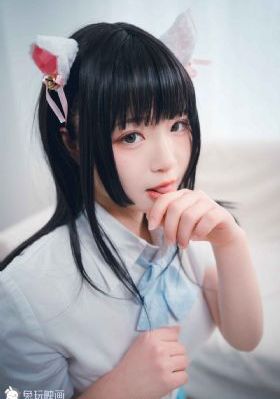 局长揉着秘书的双乳在线观看
